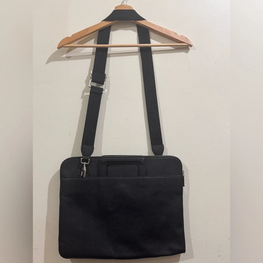 charles y keith Black Laptop Bag with Minimalist Design and Adjustable Strap